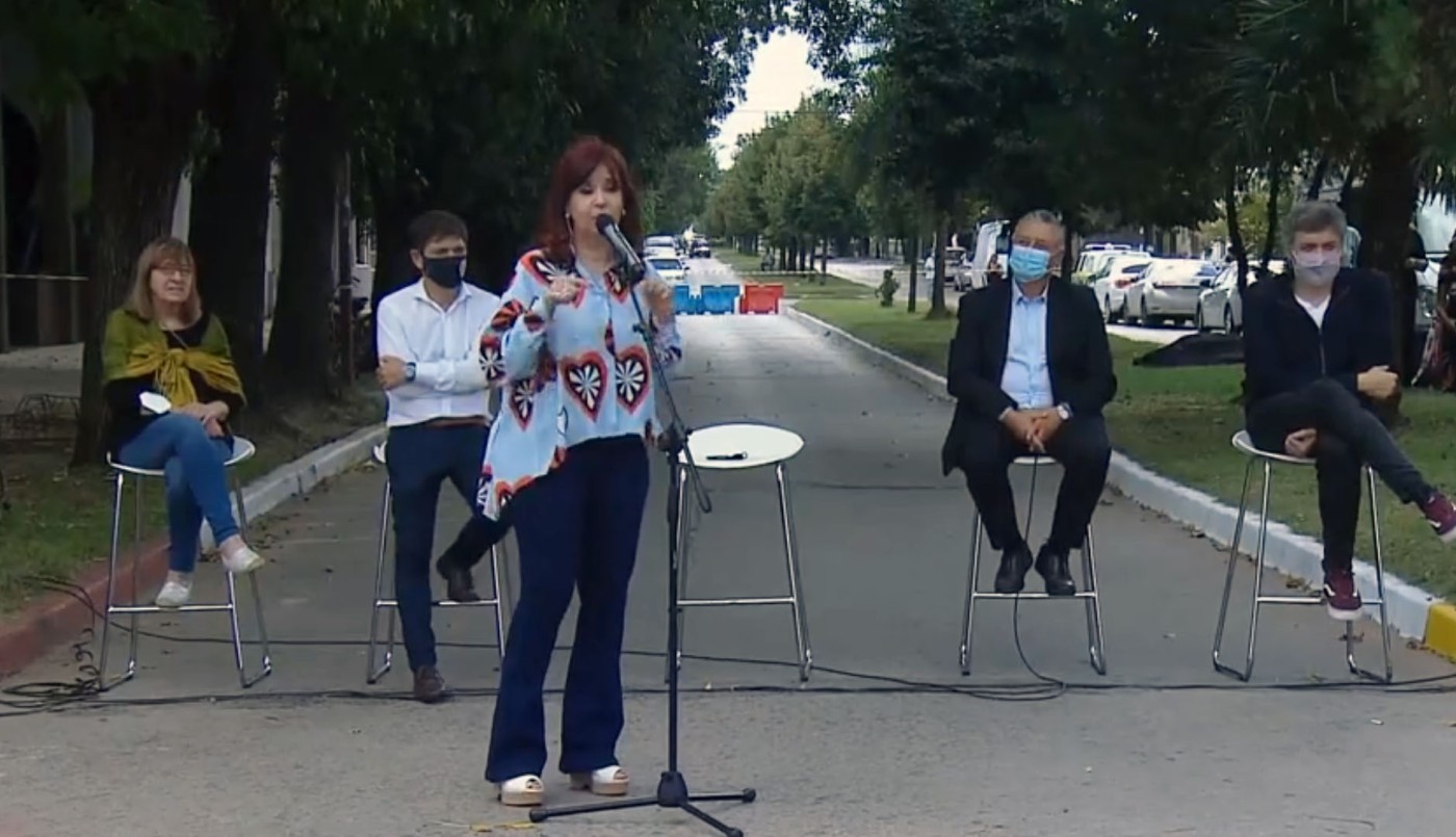 "Nos dejaron el regalo de la deuda externa": Cristina en un acto por el Día de la Memoria | Actualidad