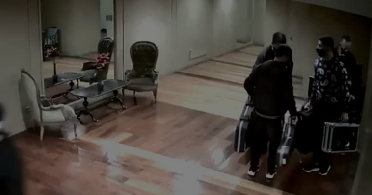 Desvalijaron a una jubilada y escaparon como si fueran una banda de músicos | Actualidad