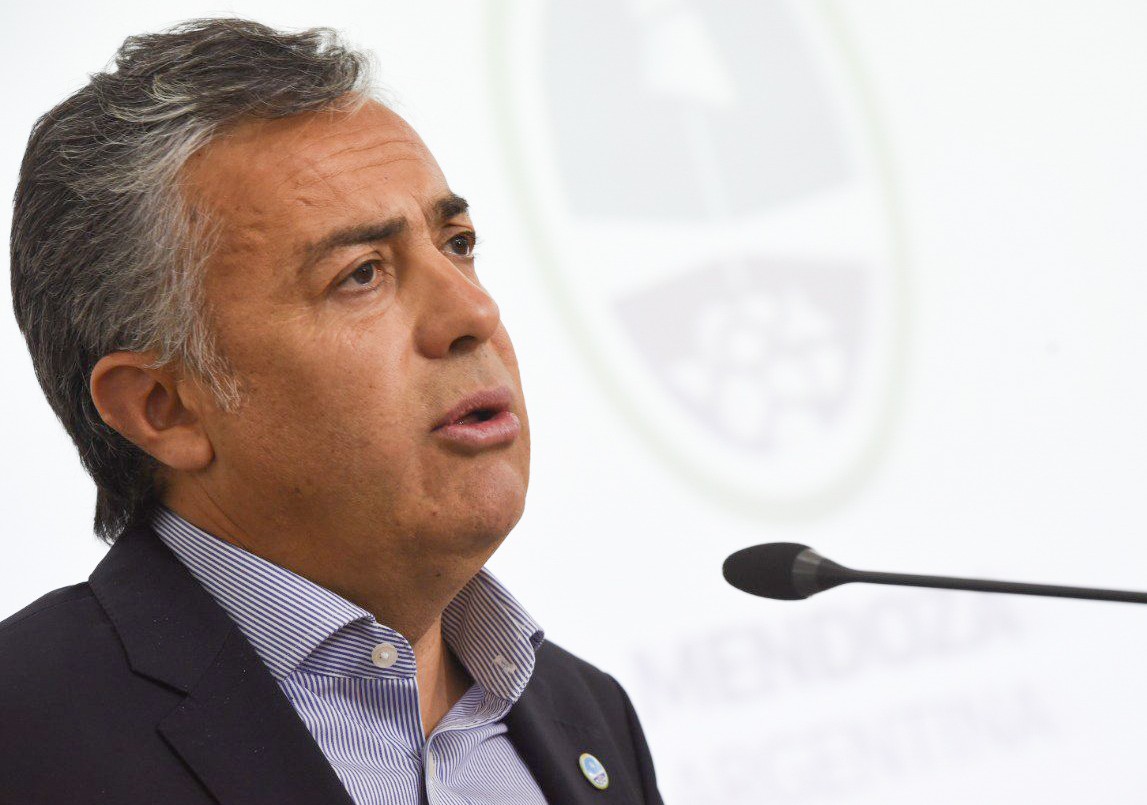 Cornejo le respondió a Fernández: "El que tiene que conseguir las vacunas es usted" | Política y economía