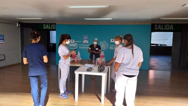 El Gobierno bonaerense reanudó la vacunación en el Estadio Único de La Plata | Actualidad