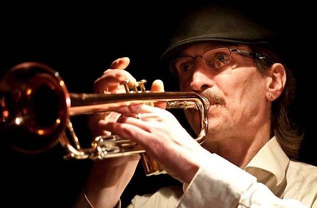 Músico apareció descuartizado tras denunciar a un narco por matar a su gato | Internacionales