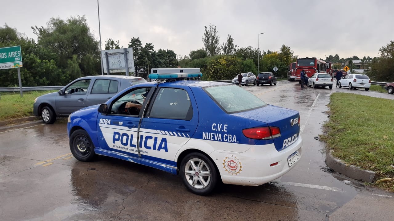 Ordenan retirar los colectivos de la Avenida O'Higgins | Córdoba