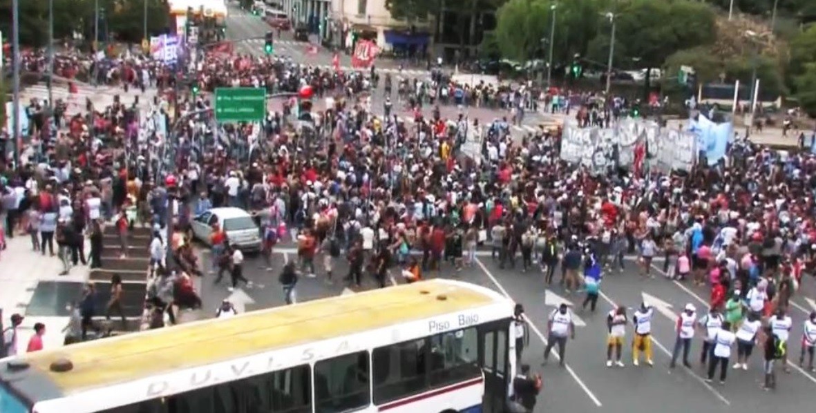 Marchas en pandemia:  "Nos preocupa bastante", dijo Frederic | Actualidad