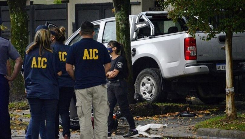 Ordenaron prisión preventiva por 60 días para el joven que atropelló y mato a dos motochorros en Rosario | Actualidad