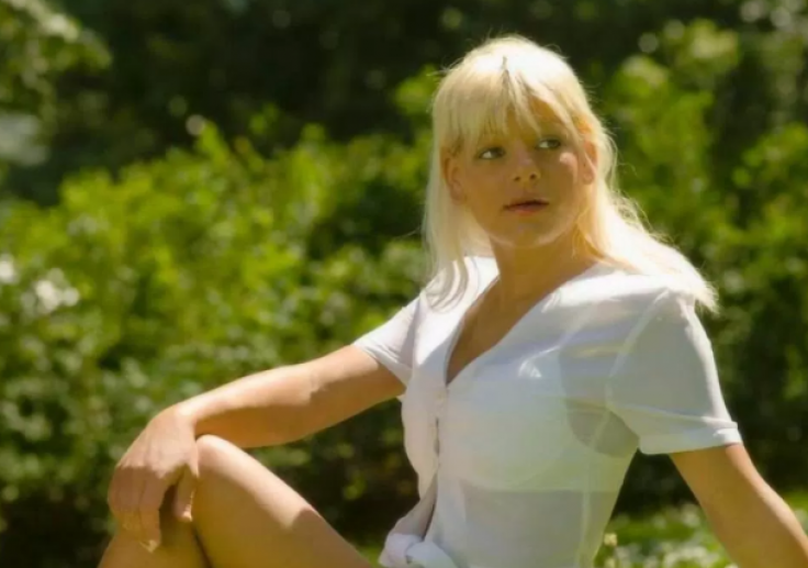 La modelo alemana que oscureció su piel quiere irse a vivir a Kenia | Espectáculos