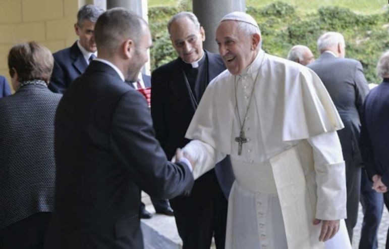El ministro Guzmán será recibido mañana por el Papa Francisco en el Vaticano | Actualidad