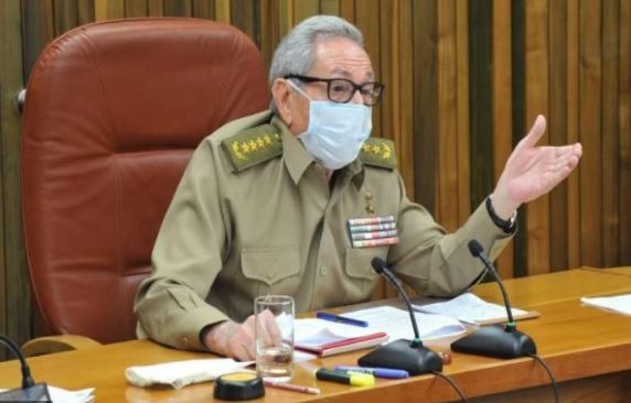 Se jubila Raúl Castro y el PC define un cambio generacional de cara al futuro de Cuba | Internacionales