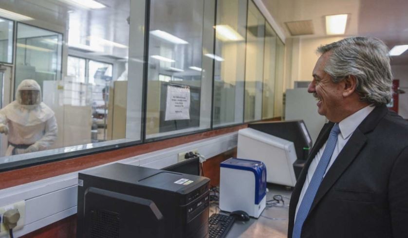 Tras reacción de los médicos, Alberto Fernández aseguró que "hay que hacer un monumento" al personal de salud | Política y economía