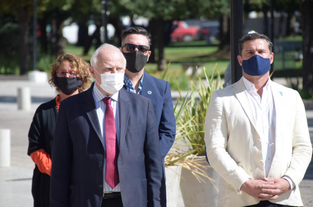 Trasladaron a Miguel Lifschitz a una unidad de cuidados intensivos | Política y economía