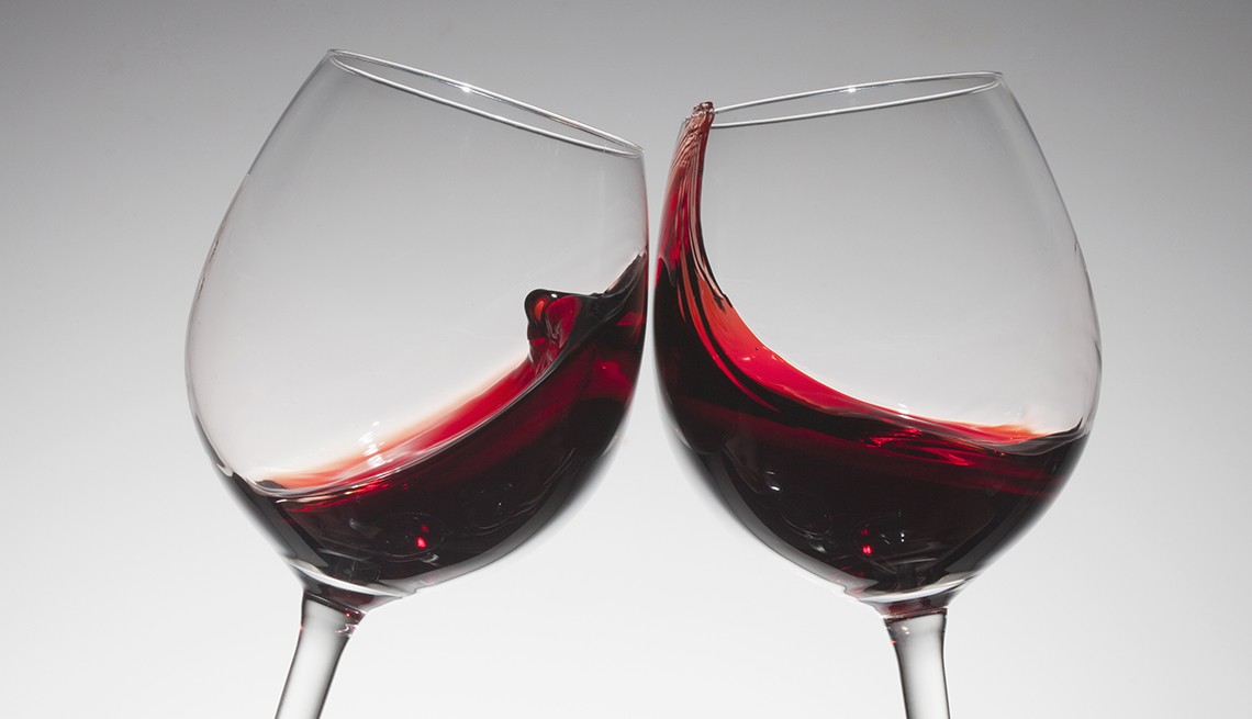 Un ácido que se encuentra en el vino podría funcionar como terapia antiCovid | Internacionales