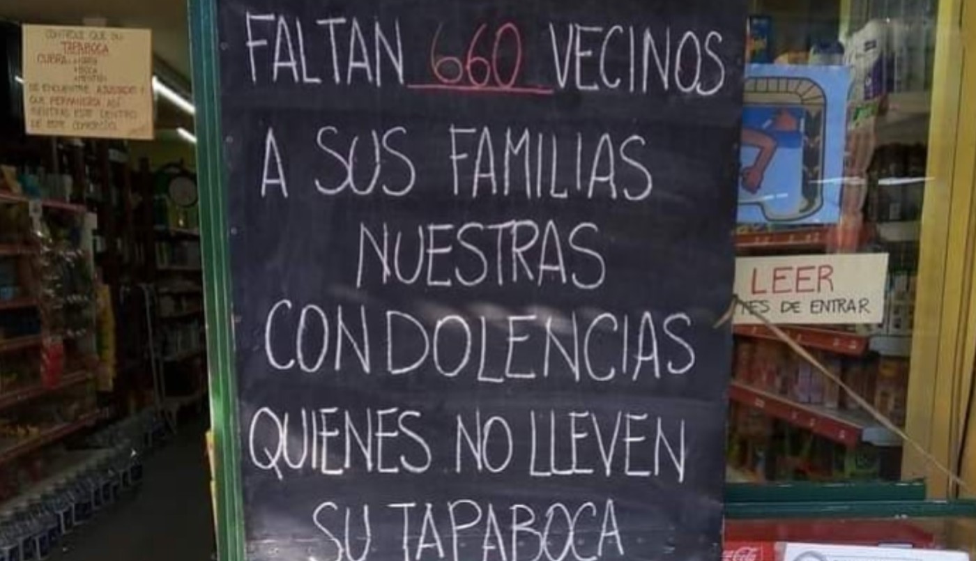 Un almacén utiliza el conteo de muertos por Covid 19 para pedirle a sus clientes que usen el barbijo | Actualidad