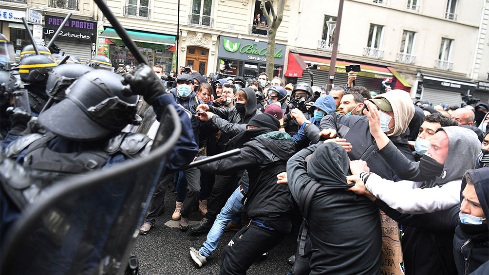 Al menos 34 detenidos durante las protestas del 1° de Mayo en París | Internacionales