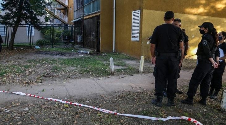 Asesinaron a balazos a dos jóvenes e hirieron a un tercero en un ataque en Rosario | Actualidad