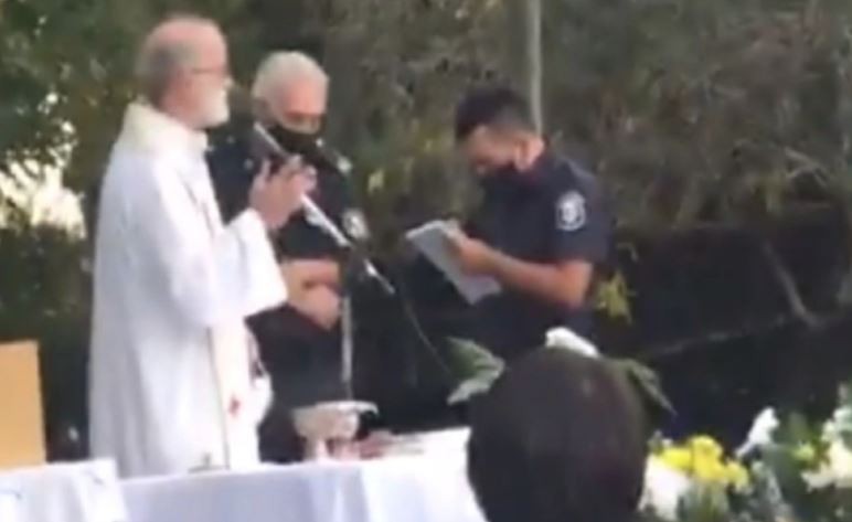 El descargo del cura de Temperley al que la Policía interrumpió durante una comunión con 120 personas | Actualidad