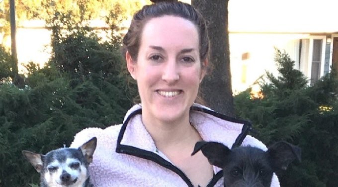 Murió una joven durante una cita amorosa: un suicida cayó sobre su cabeza | Internacionales