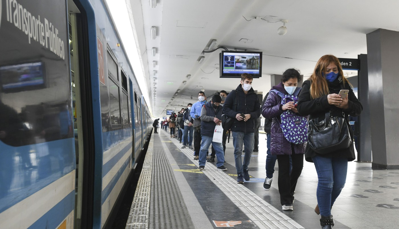 El Gobierno oficializó la suba del 35% del salario mínimo, vital y móvil | Actualidad