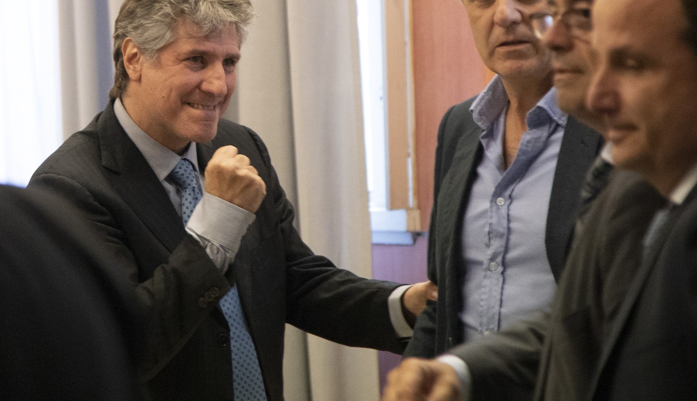 Boudou insiste con mantener la prisión domiciliaria para conservar el vínculo con su esposa y sus hijos | Política y economía