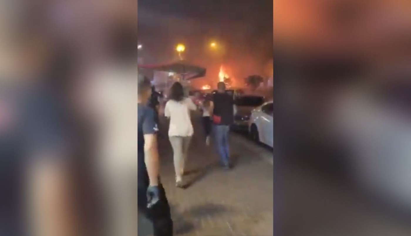 Video: el momento en el que un cohete impacta sobre un micro en Israel | Internacionales