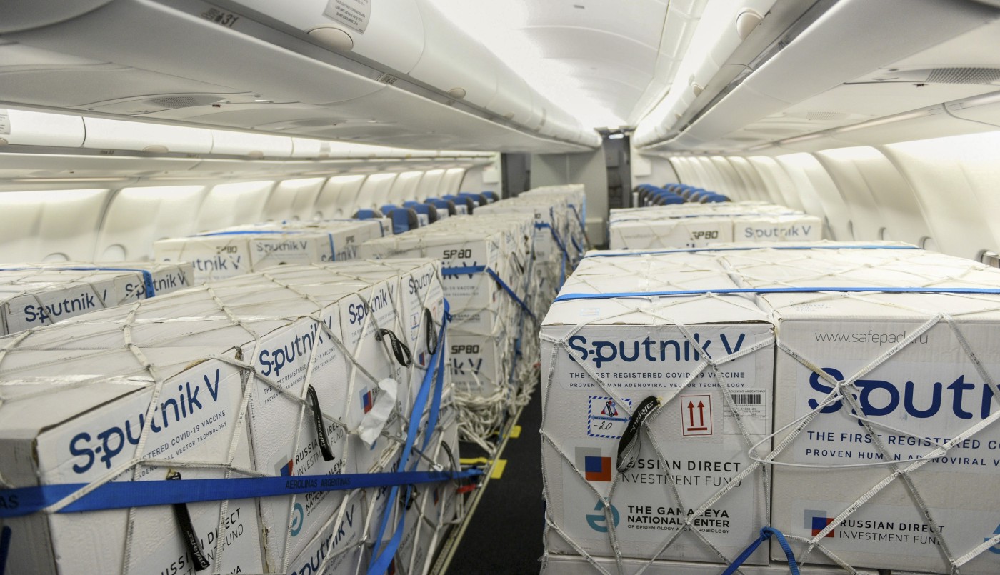 Regresa el avión desde Rusia con otras 500 mil dosis de la vacuna Sputnik V | Actualidad