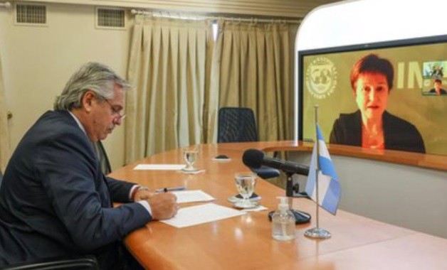 Para avanzar en la negociación de deuda, Alberto Fernández se reunirá con la titular del FMI | Política y economía