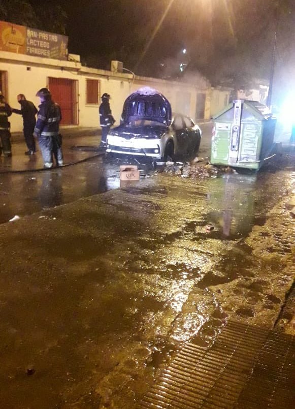 Brutal tiroteo en Rosario: al menos 35 disparos y uso de ametralladoras | Actualidad