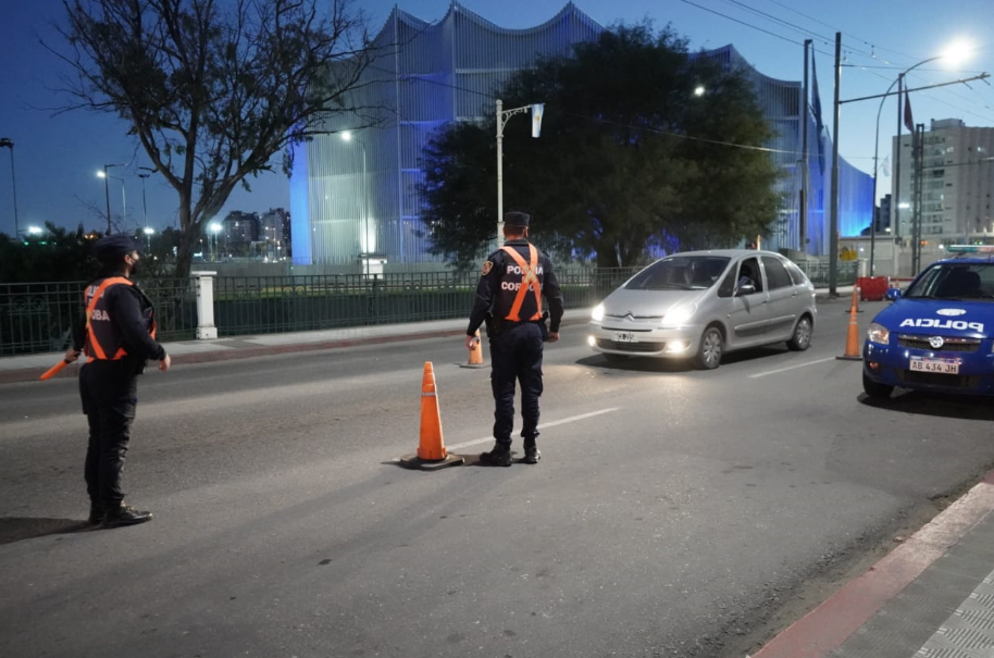 Primer fin de semana de Aislamiento: 130 fiestas clandestinas en Córdoba | Córdoba