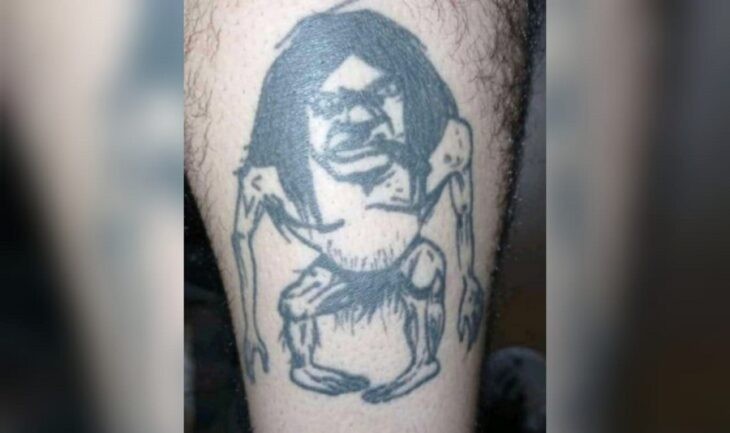 Les debía una apuesta y se vengaron cuando estaba borracho tatuándole el Pombero | Actualidad