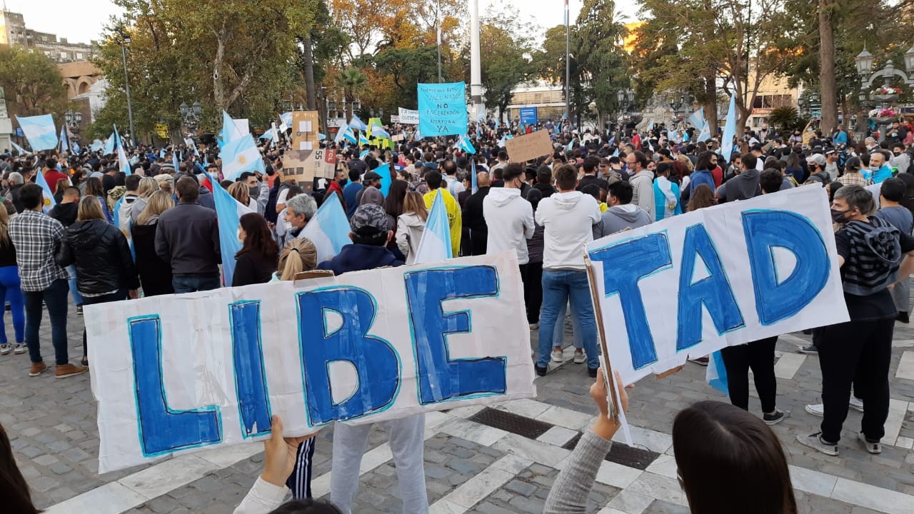 Córdoba: movilizaciones en el centro en contra el DNU nacional | Córdoba