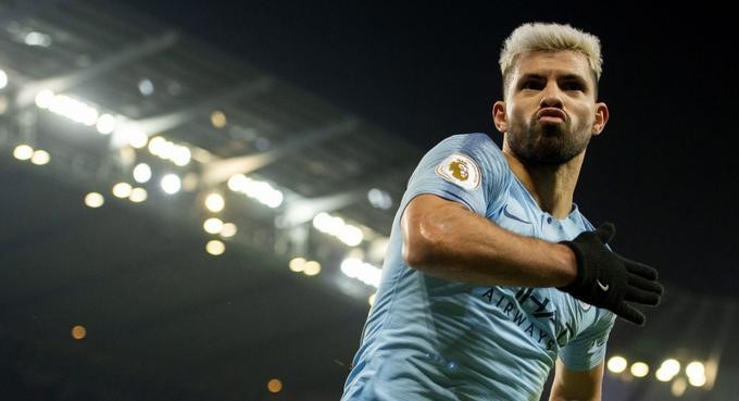 El "Kun" Agüero llegará el lunes a España para firmar su contrato con el Barcelona | Deportes