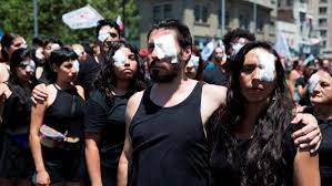 Las represiones a protestas en Colombia y Chile dejaron graves lesiones oculares entre manifestantes | Internacionales