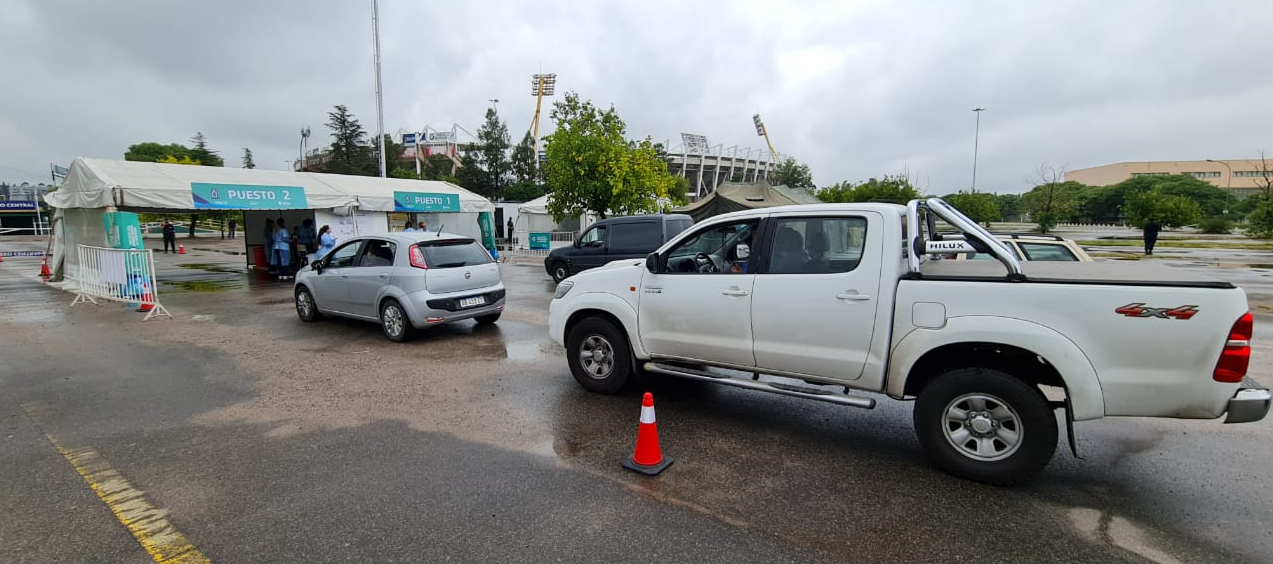 El vacunatorio “autovac” atenderá hasta la medianoche | Córdoba