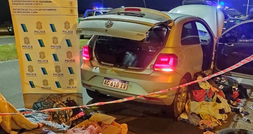 Detuvieron a un remisero en un retén policial: llevaba 22 panes de marihuana | Actualidad