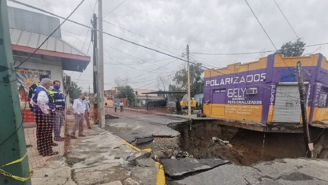 Se produjo un nuevo socavón en plena calle de México | Internacionales