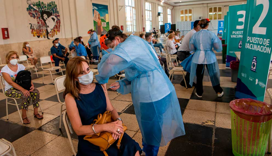 Vacunación récord en Córdoba: el viernes se aplicaron 57.007 dosis | Córdoba