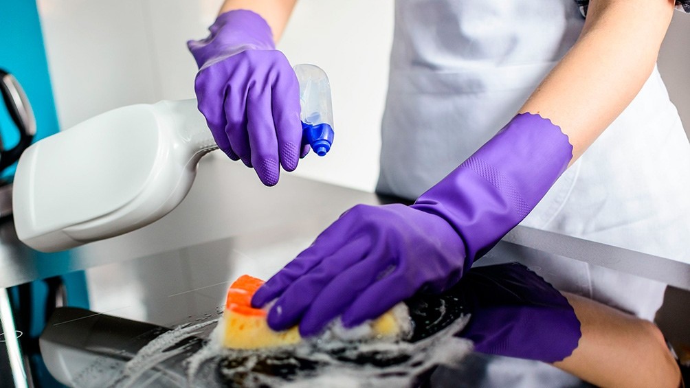 Definen un nuevo incremento de las remuneraciones del personal de casas particulares | Economía