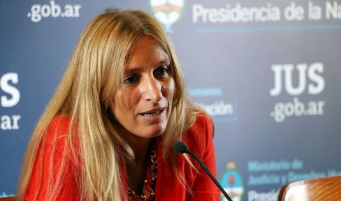 La titular de Migraciones consideró que González García "no debería haber viajado" a Madrid | Política y economía