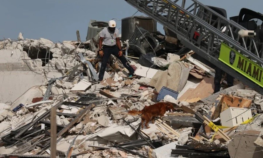 AHORA: Derrumbe en Miami: autoridades locales reportaron 4 muertes y 159 desaparecidos | Internacionales