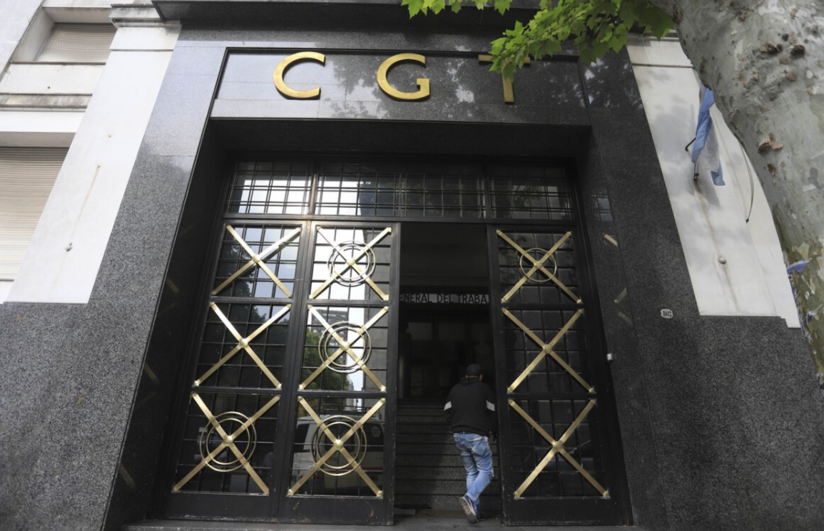 Prorrogan hasta fin de año la prohibición de despidos sin justa causa | Actualidad