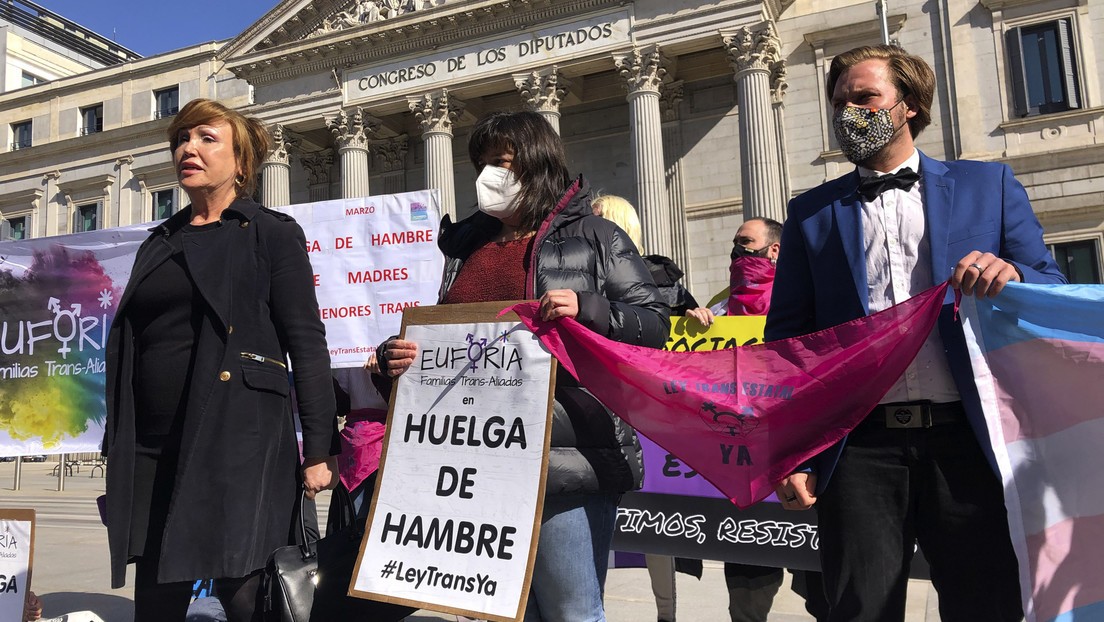 El Gobierno de España aprobó la ley trans y permitirá la autodeterminación de género | Internacionales