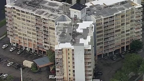Ordenan evacuar otro edificio en Miami tras una inspección que muestra que es inseguro | Internacionales