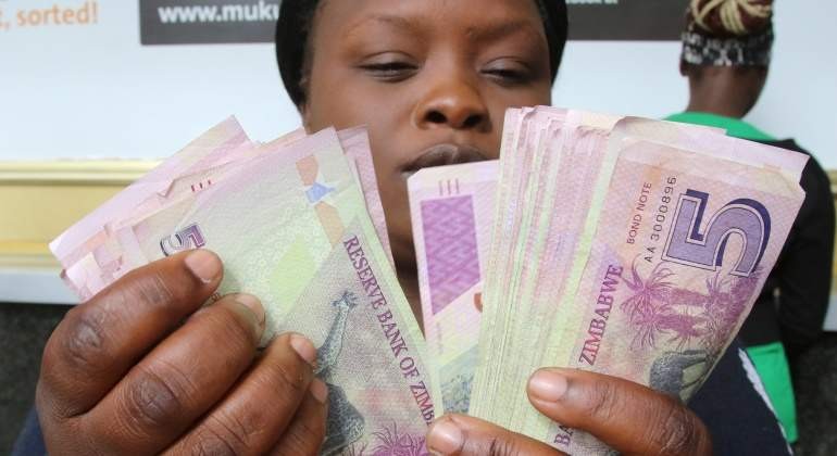 El nuevo billete más grande de Zimbabue vale menos de un dólar | Internacionales