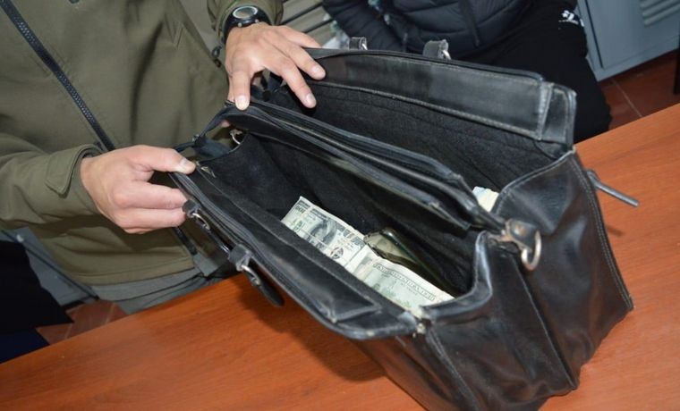 Iban con un millón de dólares en el baúl del auto hacia Buenos Aires | Córdoba