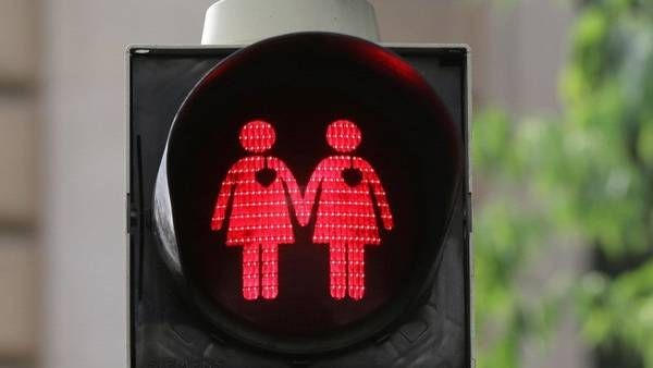 Una mujer alquiló el auto de su ex y realizó 50 infracciones de tránsito a modo de venganza | Internacionales