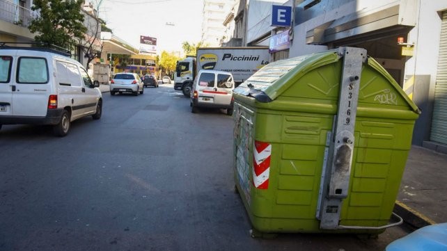 Escalofriante: hallaron un cráneo humano dentro de un contenedor | Actualidad