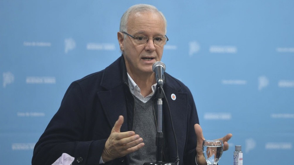 Gollán estimó que "en breve" se comenzará a vacunar a menores de 18 contra el coronavirus | Actualidad