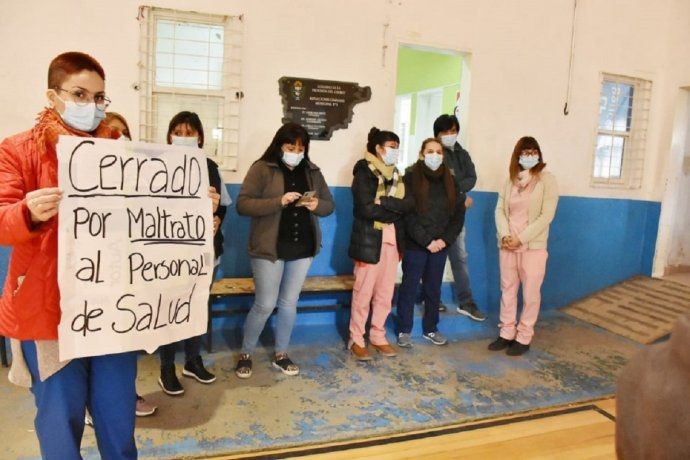 Por agresiones, los vacunadores suspendieron la actividad en el gimnasio de Trelew | Actualidad