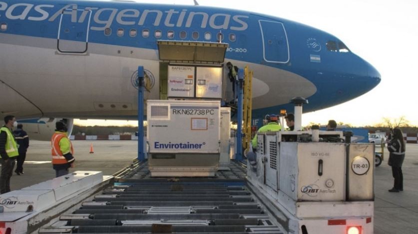 Llegó otro vuelo de Aerolíneas Argentinas con más de 760 mil dosis de Sinopharm | Actualidad