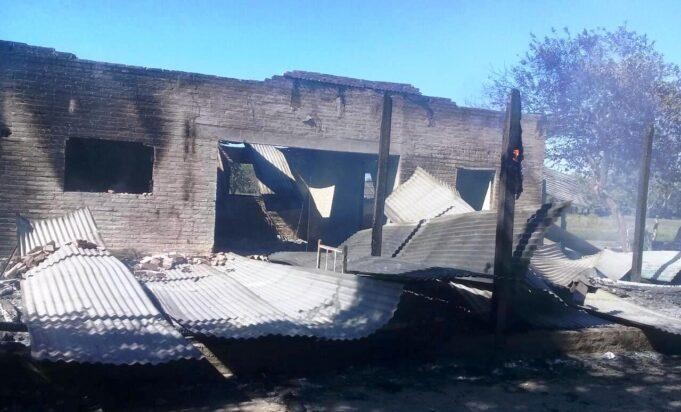 Mató a balazos a su esposa, a uno de sus hijos, prendió fuego la casa y se quitó la vida | Actualidad