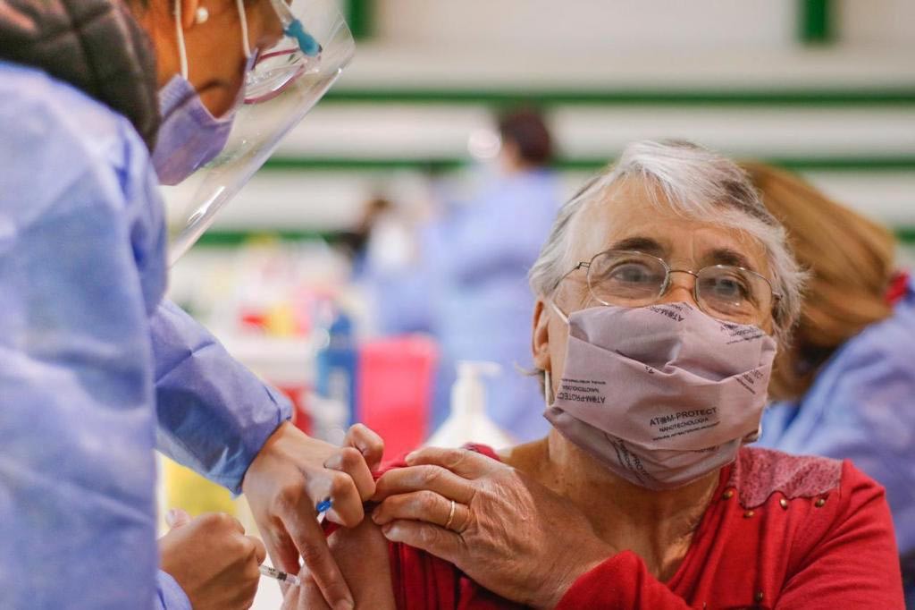 Tres nuevos vuelos traerán al país más de 3 millones de vacunas Sinopharm contra el coronavirus | Actualidad