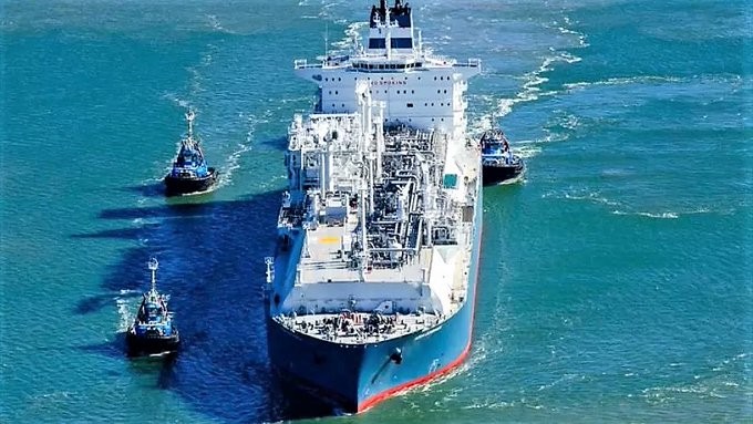 "Canal de Suez argentino": un buque varado en Punta Indio impide el tránsito en el puerto de Ensenada | Actualidad